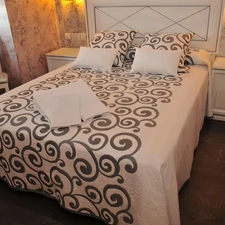 Hostal Rabel-2